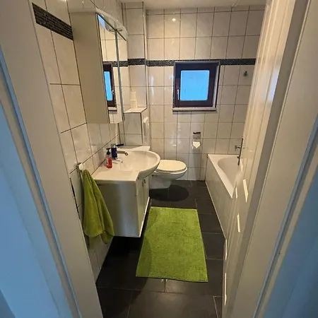 Erdgeschosswohnung Neben Schloss Blutenburg Mit Privatem Garten Apartment